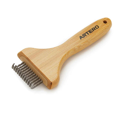 Artero Nature Coll Ultra Coat Rake with bamboo handle and metal teeth.