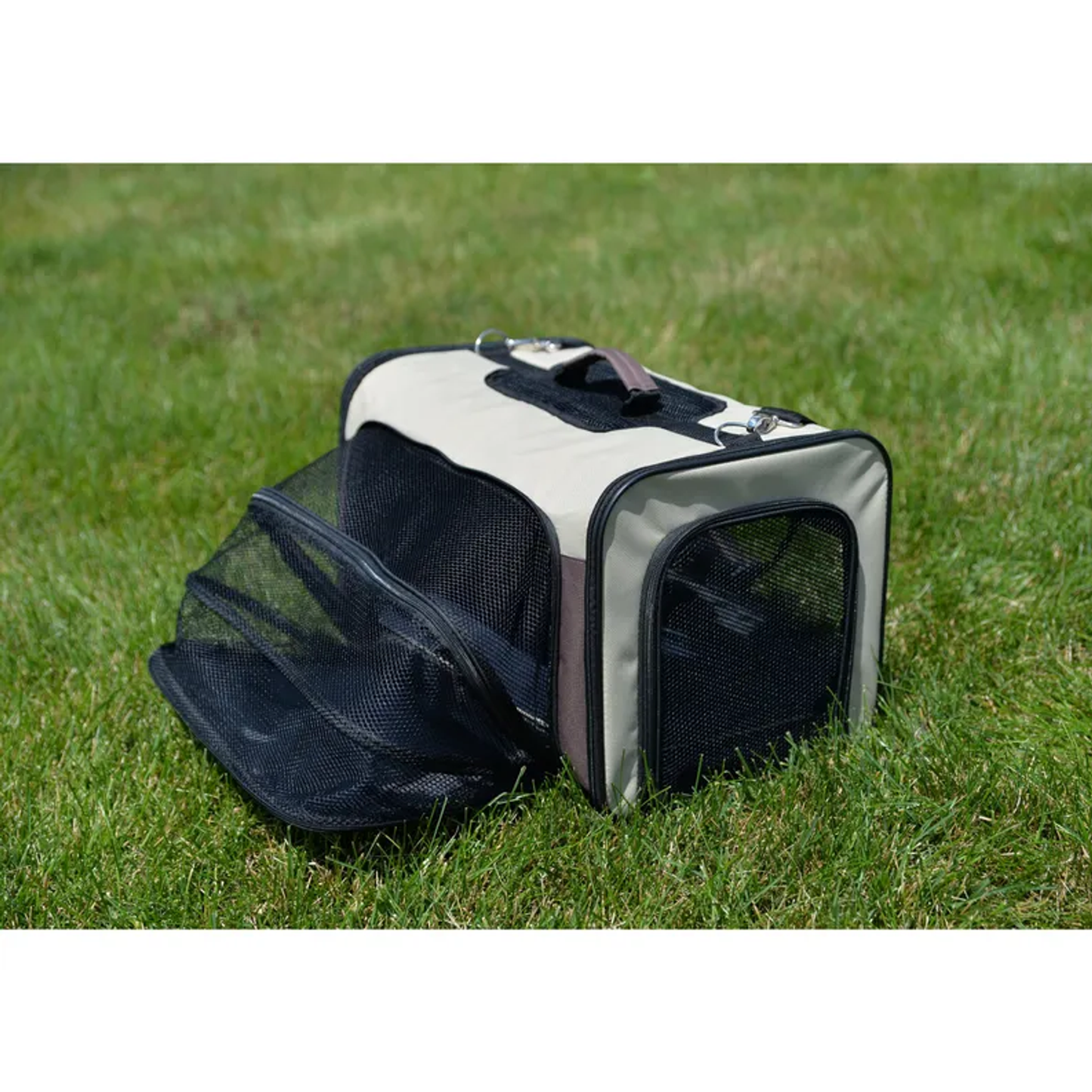 Armarkat Airline Approved Soft Sided Pet Carrier – Beige & Chocolate